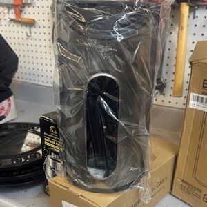 Black and Silver bag saver